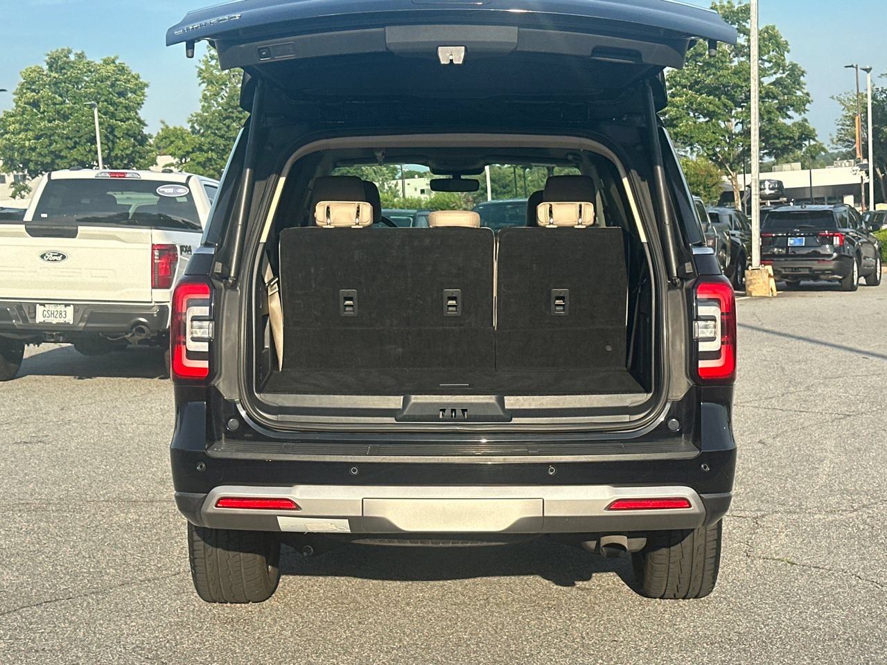 Certified 2024 Ford Expedition Limited RWD image 20