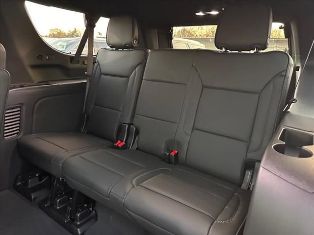 New 2026 GMC Yukon XL Denali w/ Denali Reserve Package image 21