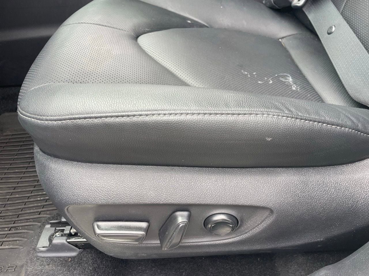 Used 2026 Toyota Grand Highlander FWD image 5