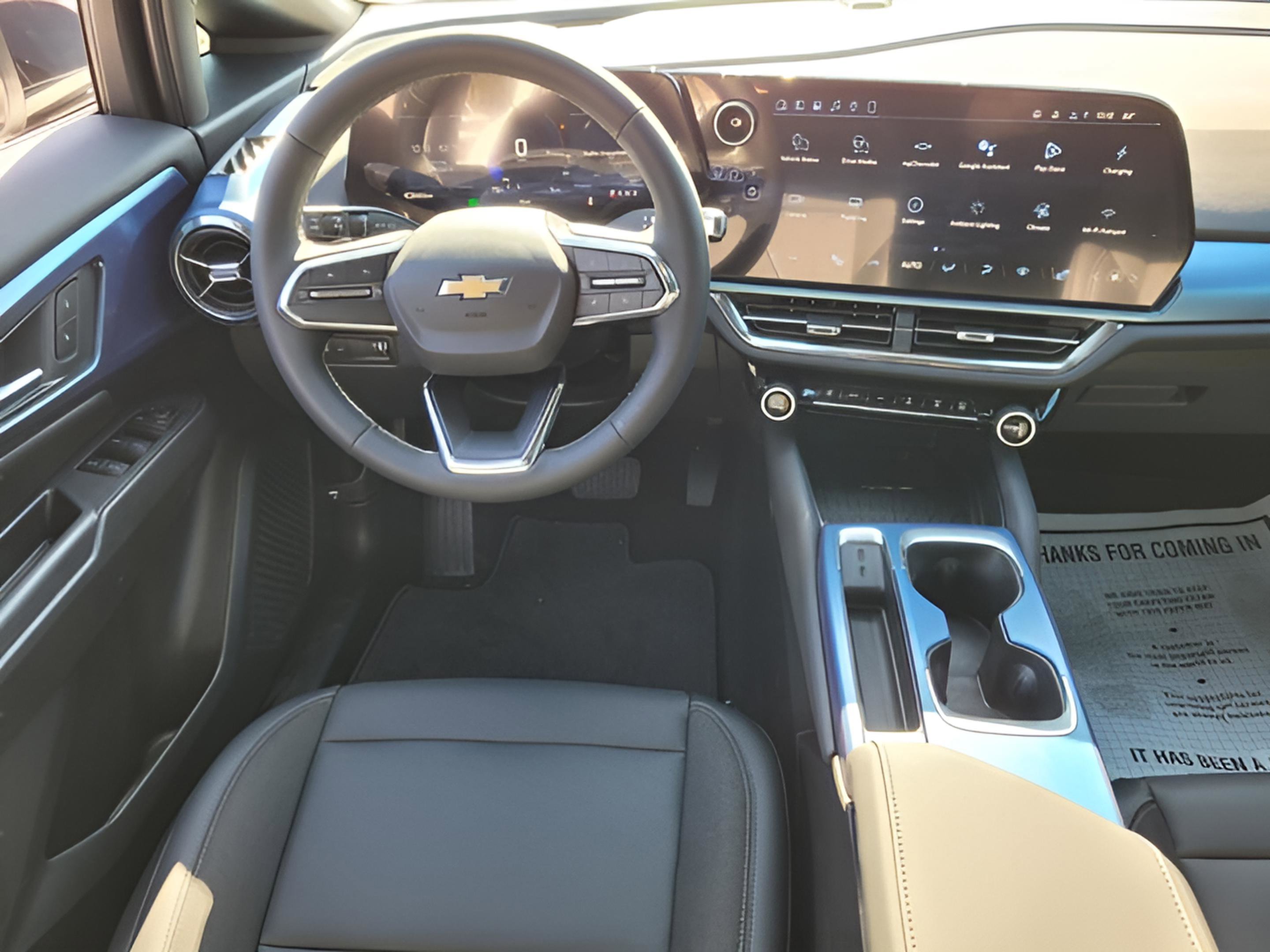 New 2026 Chevrolet Equinox EV LT image 9