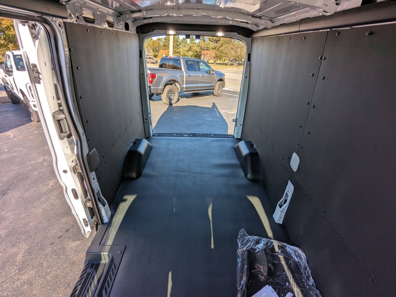 New 2026 Ford Transit 250 148 Medium Roof image 15