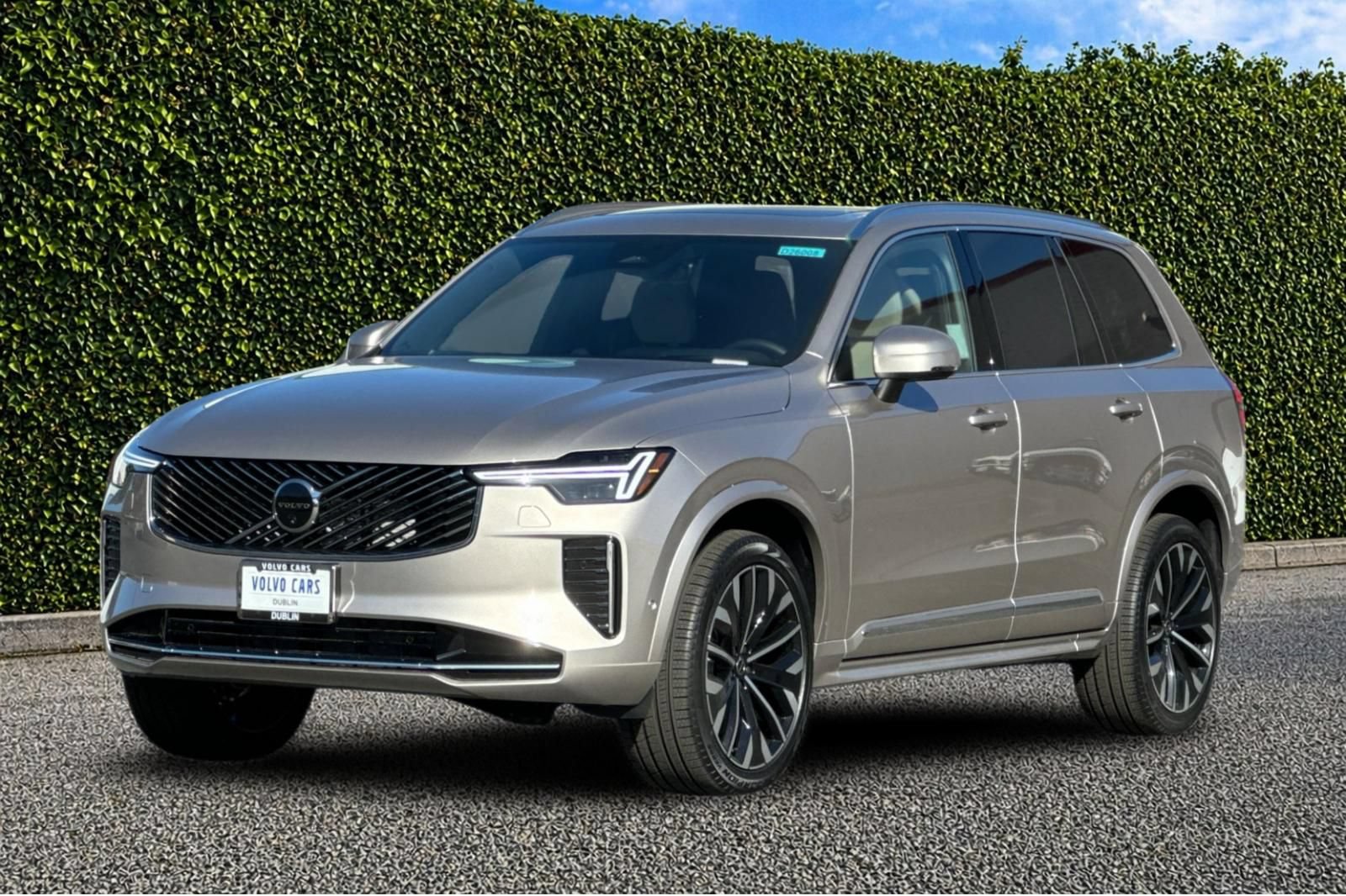 New 2026 Volvo XC90 B5 Ultra w/ Protection Package Premier AWD/4WD video 1