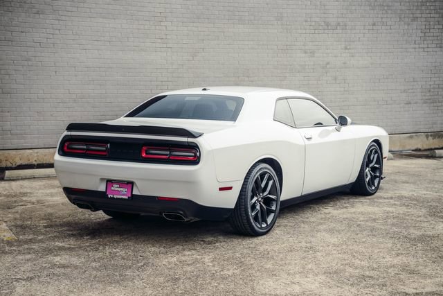 Used 2022 Dodge Challenger R/T w/ Blacktop Package RWD image 7