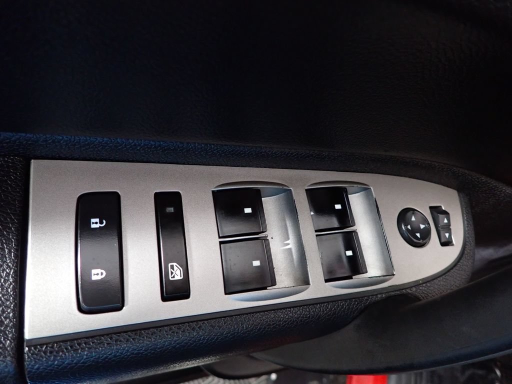 Used 2010 Chevrolet Silverado 1500 LT w/ Power Pack Plus RWD image 12