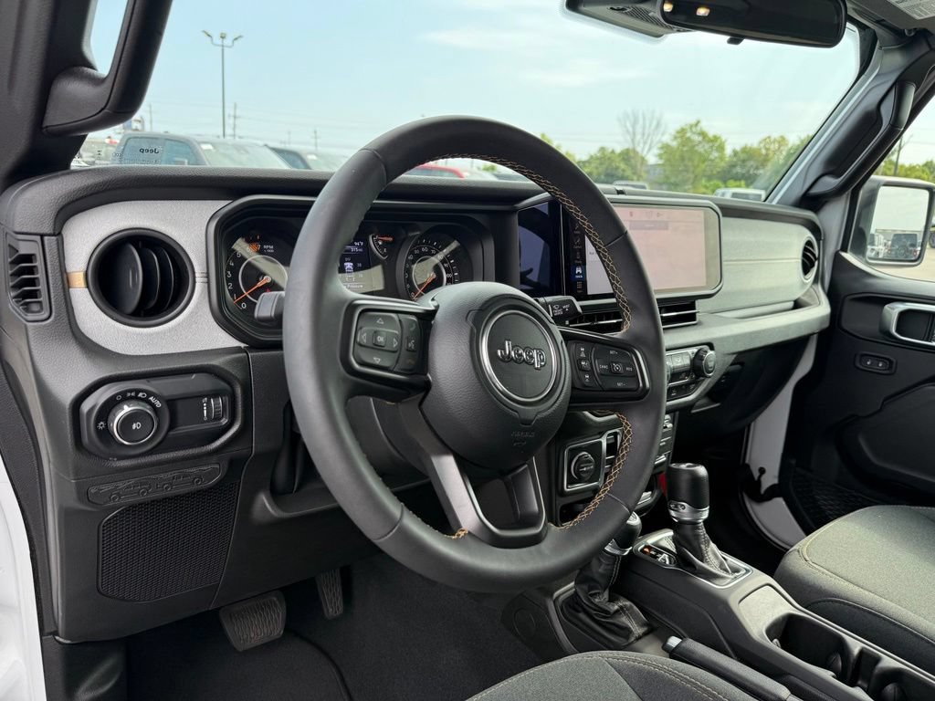 Used 2024 Jeep Wrangler Unlimited Sport AWD/4WD image 11