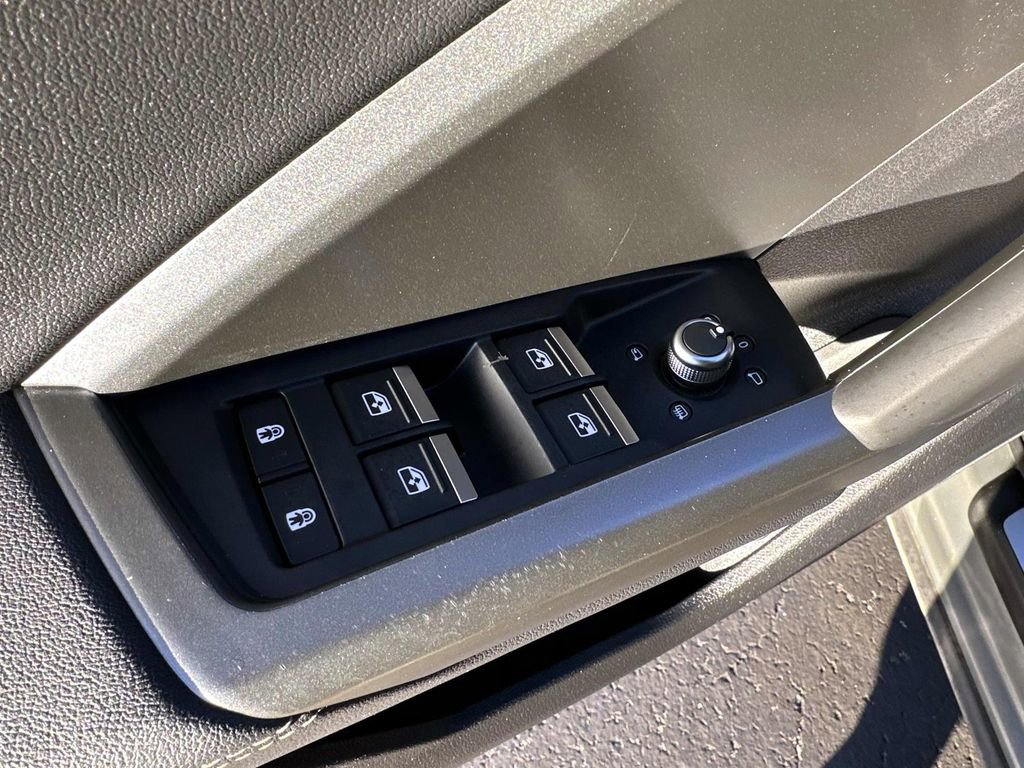 Used 2024 Audi Q3 2.0T Premium Plus w/ Premium Plus Package image 13