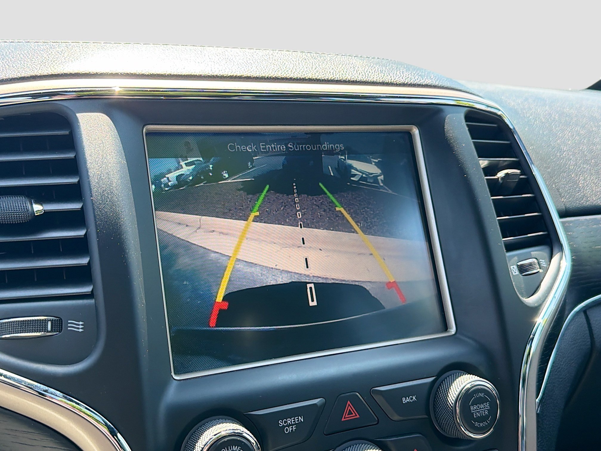 Used 2015 Jeep Grand Cherokee Summit AWD/4WD image 19