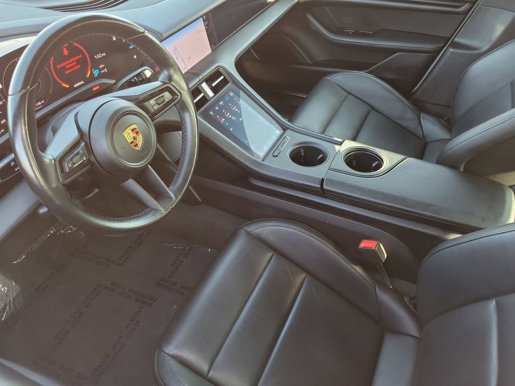 Used 2021 Porsche Taycan 4S image 4