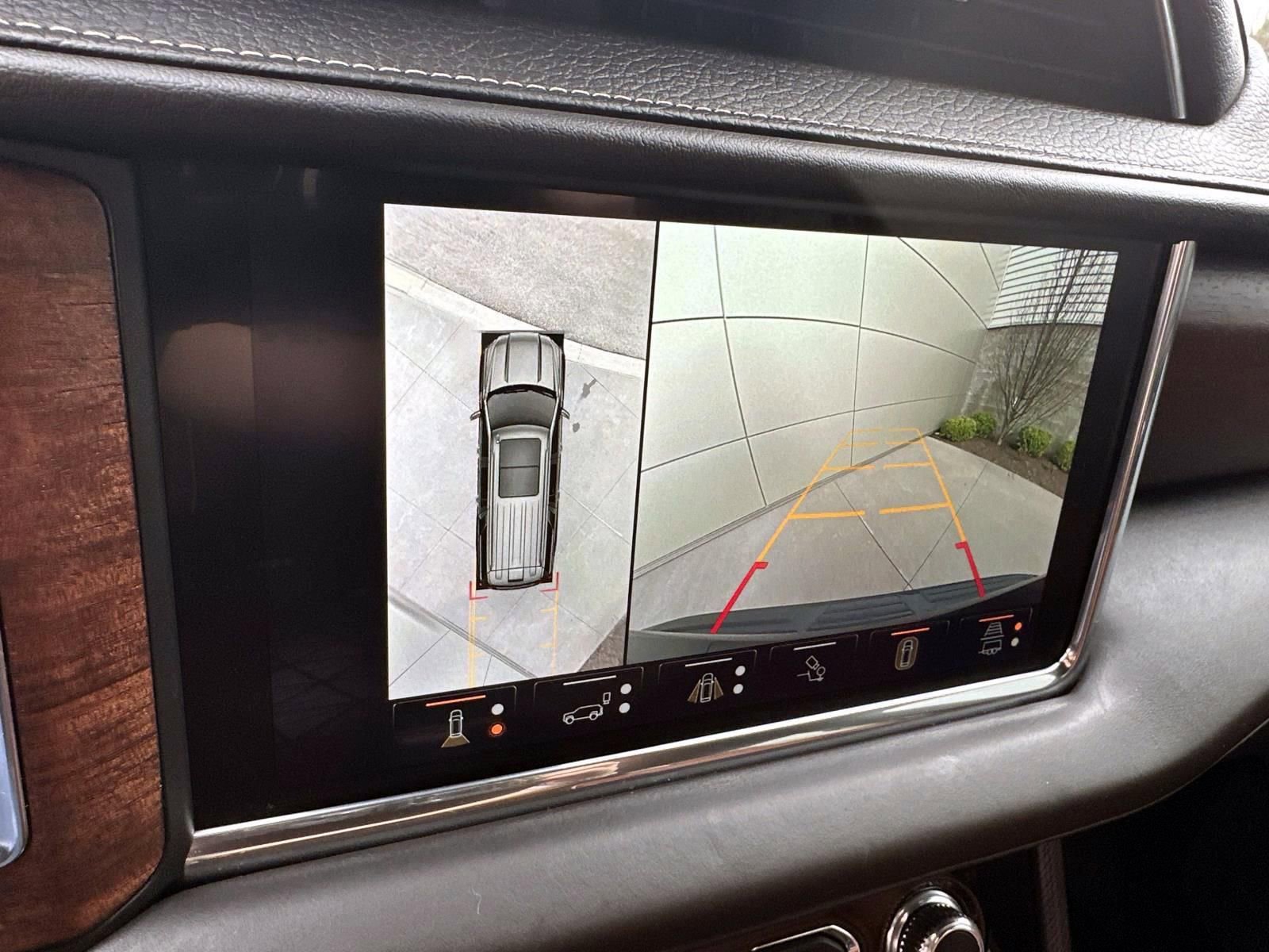 Used 2023 GMC Yukon XL Denali Ultimate image 20