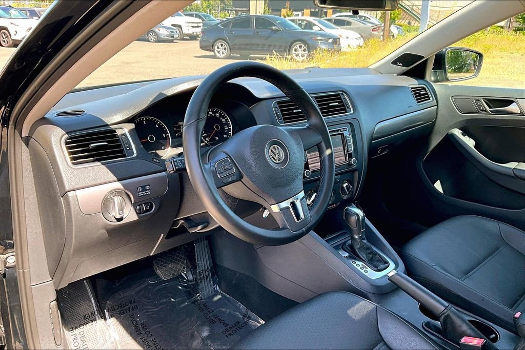 Used 2013 Volkswagen Jetta TDI FWD image 18