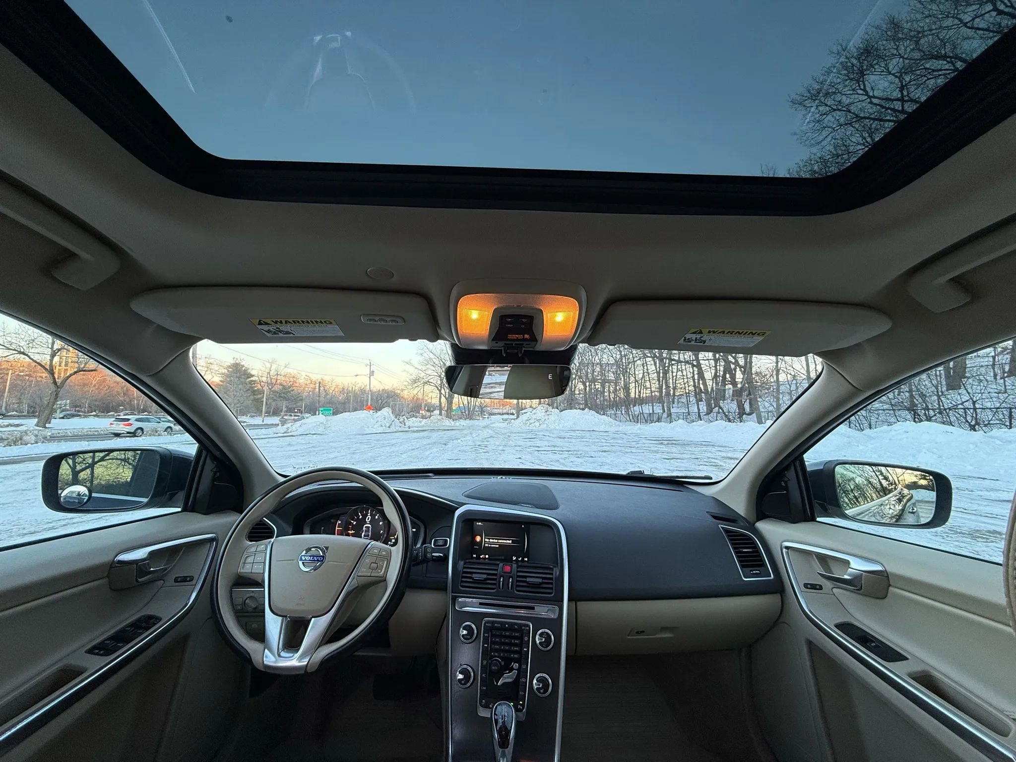 Used 2015 Volvo XC60 T5 Platinum FWD image 17