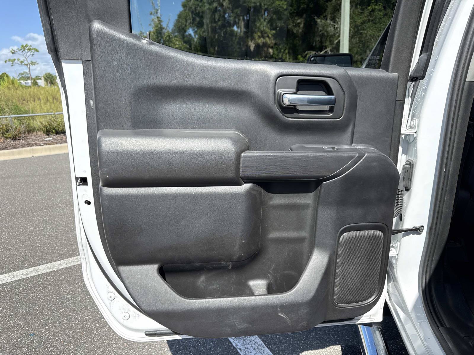 Used 2025 Chevrolet Silverado 1500 Custom RWD image 9
