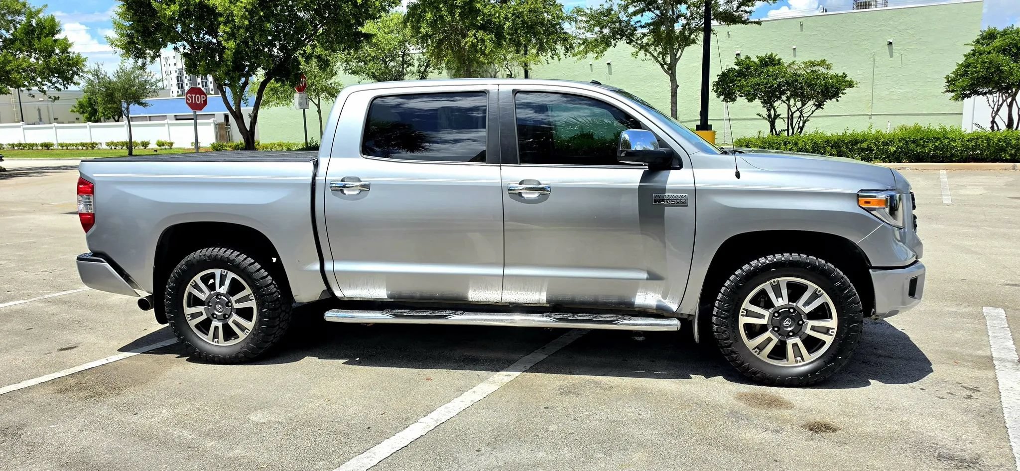 Used 2019 Toyota Tundra Platinum AWD/4WD image 4