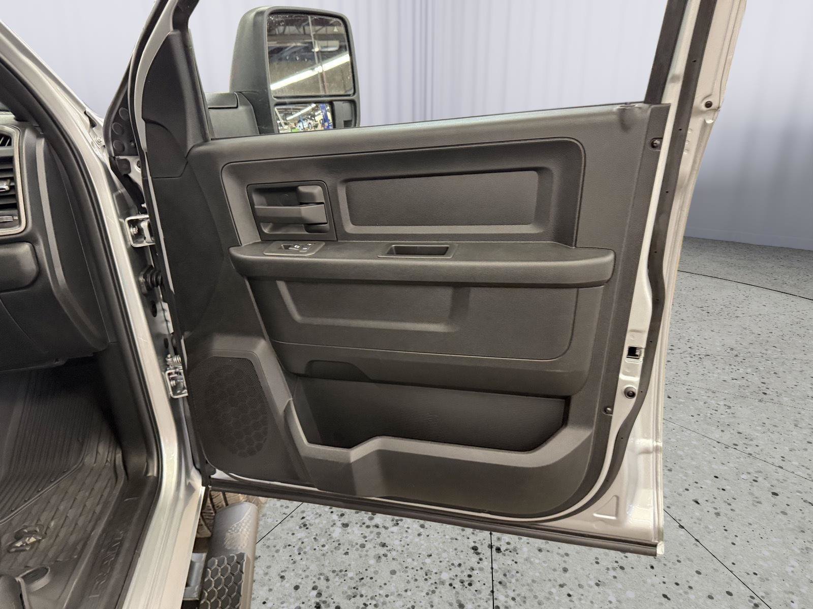 New 2026 RAM 2500 Tradesman AWD/4WD image 41