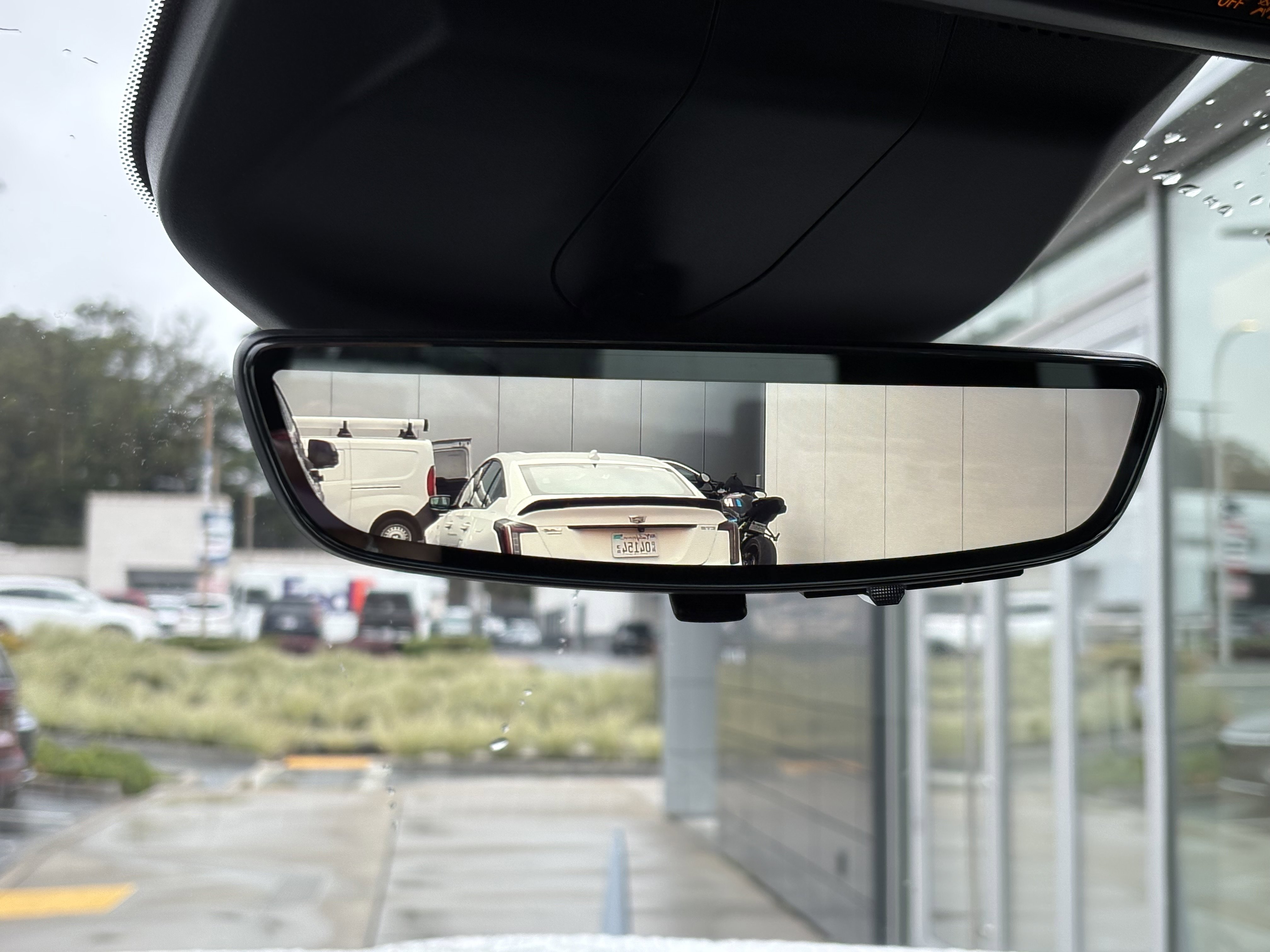 Used 2025 Cadillac Escalade V w/ LPO, ONYX Package image 36