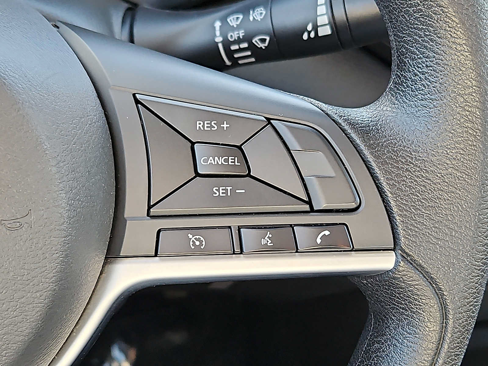 Used 2024 Nissan Altima 2.5 SV FWD image 21