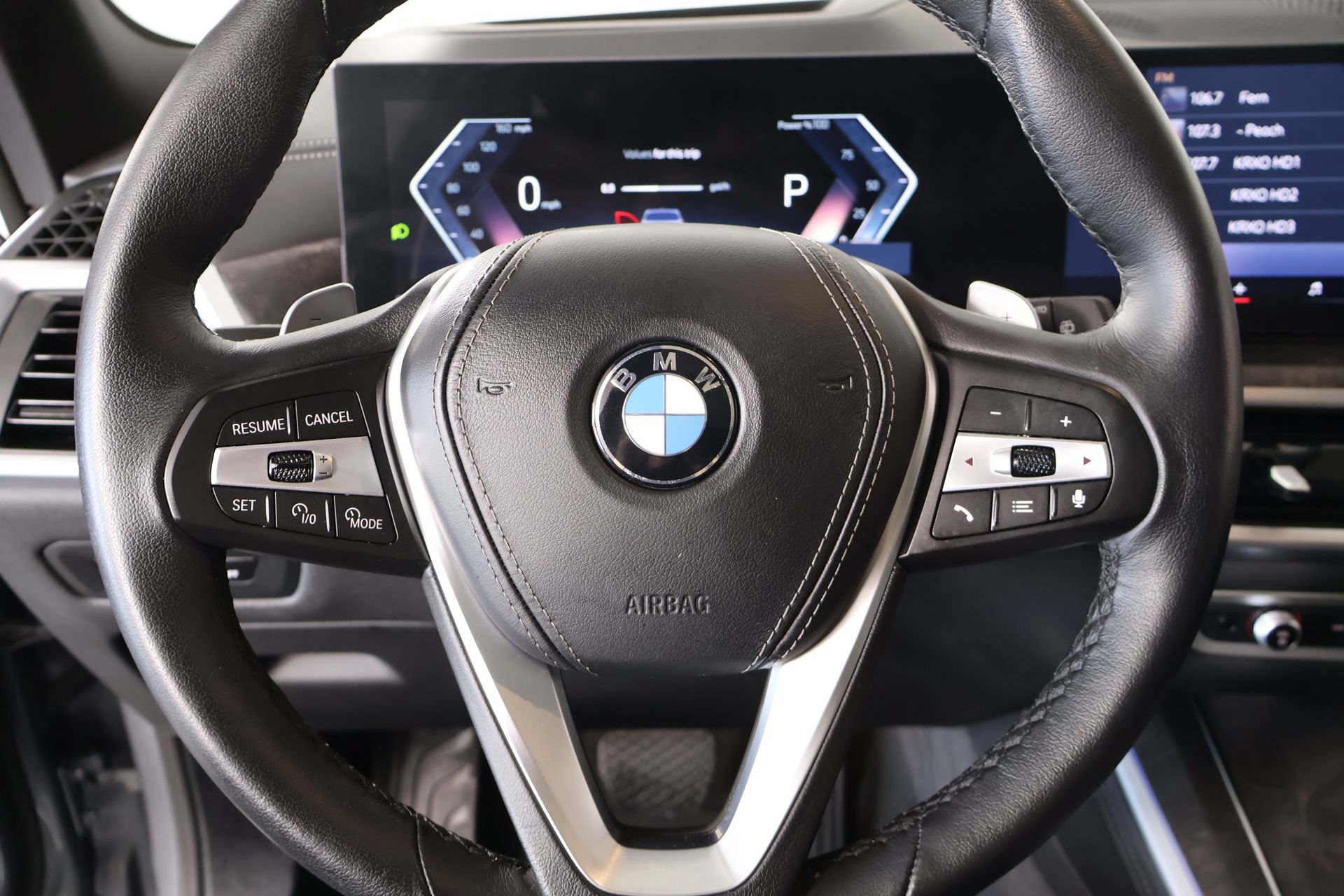 Used 2026 BMW X5 xDrive40i AWD/4WD image 3