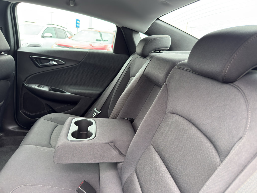 Used 2024 Chevrolet Malibu LT FWD image 33