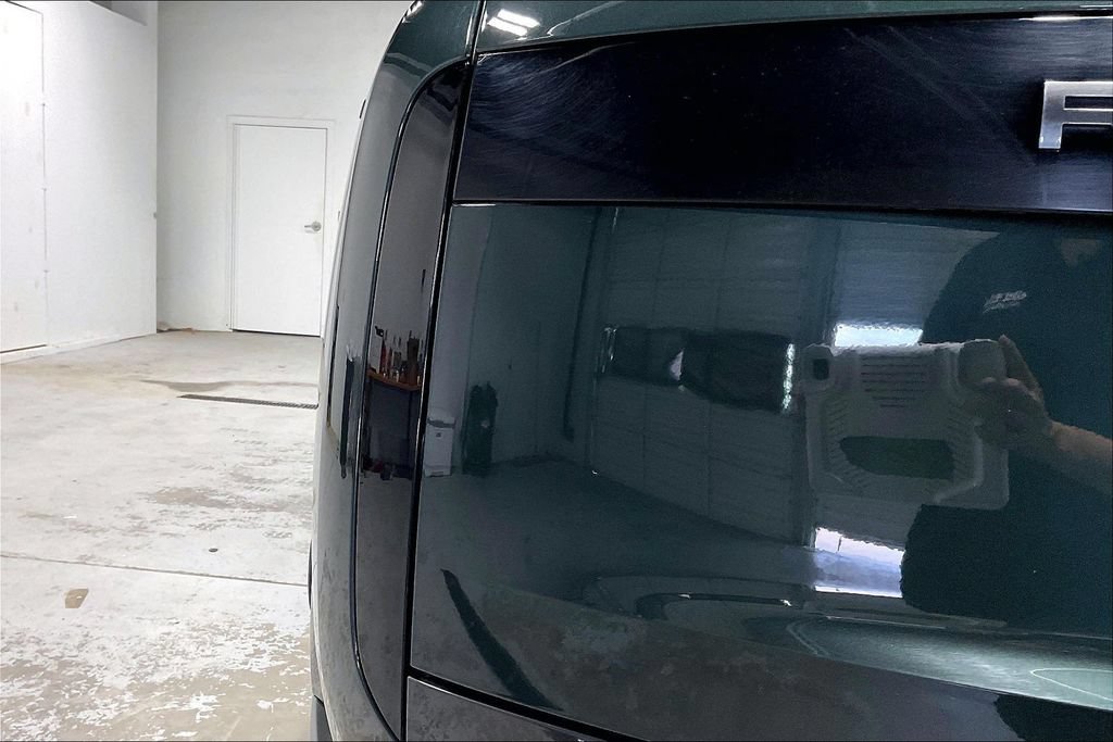 Used 2025 Land Rover Range Rover SE AWD/4WD image 38