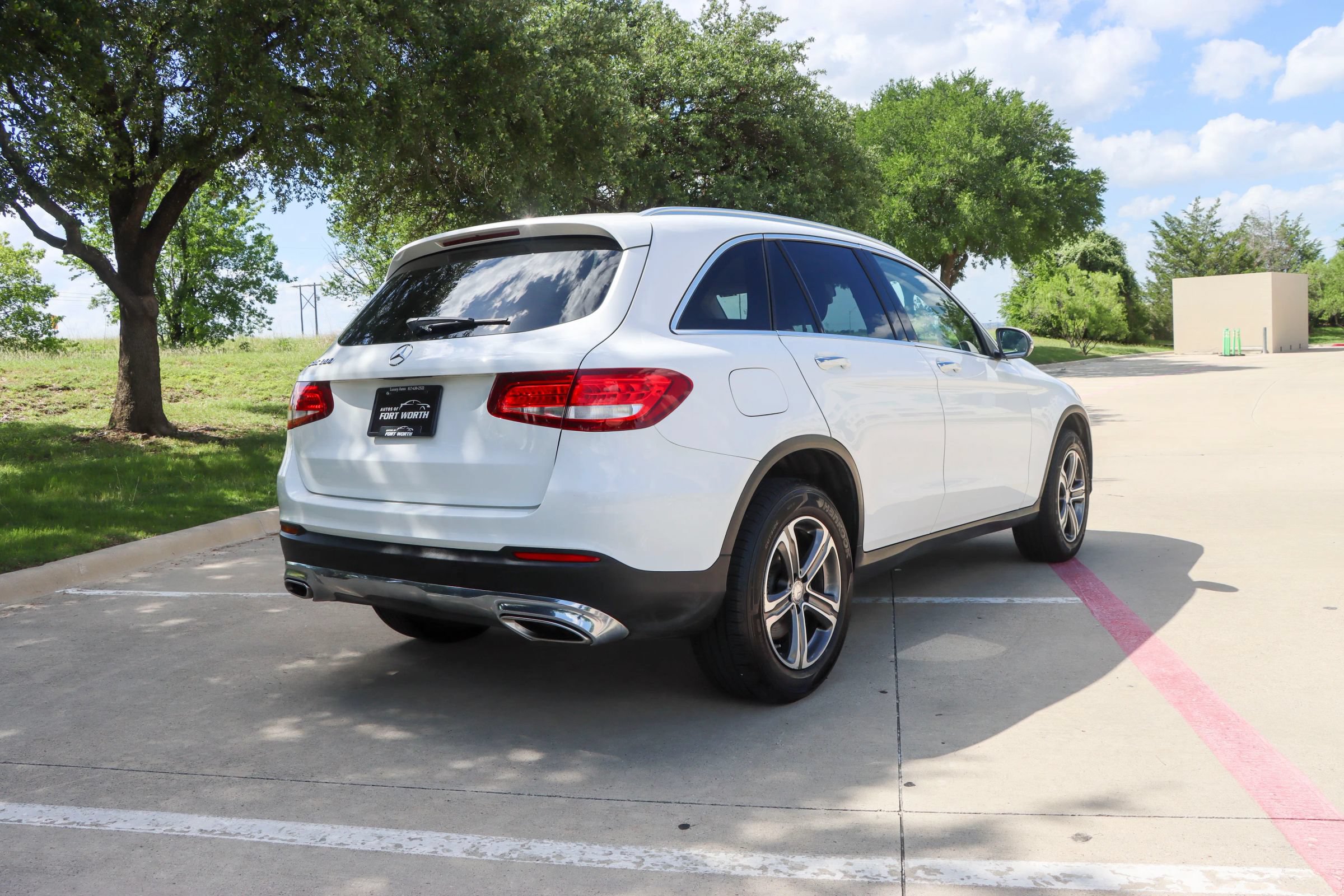 Used 2016 Mercedes-Benz GLC 300 w/ Premium Package image 7