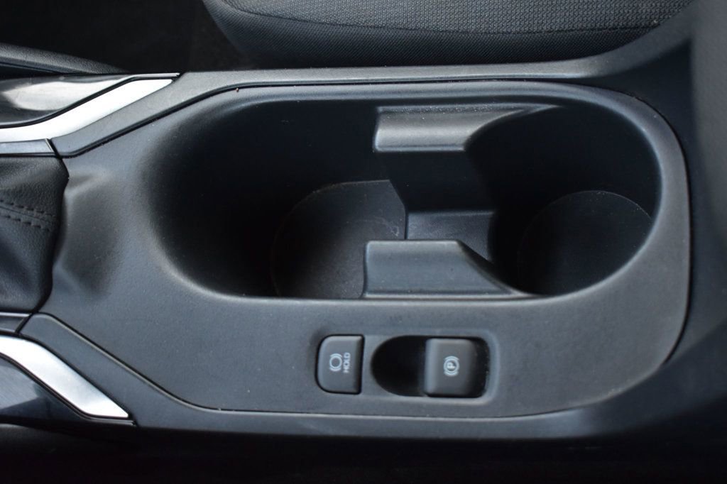 Used 2024 Toyota Corolla LE image 39