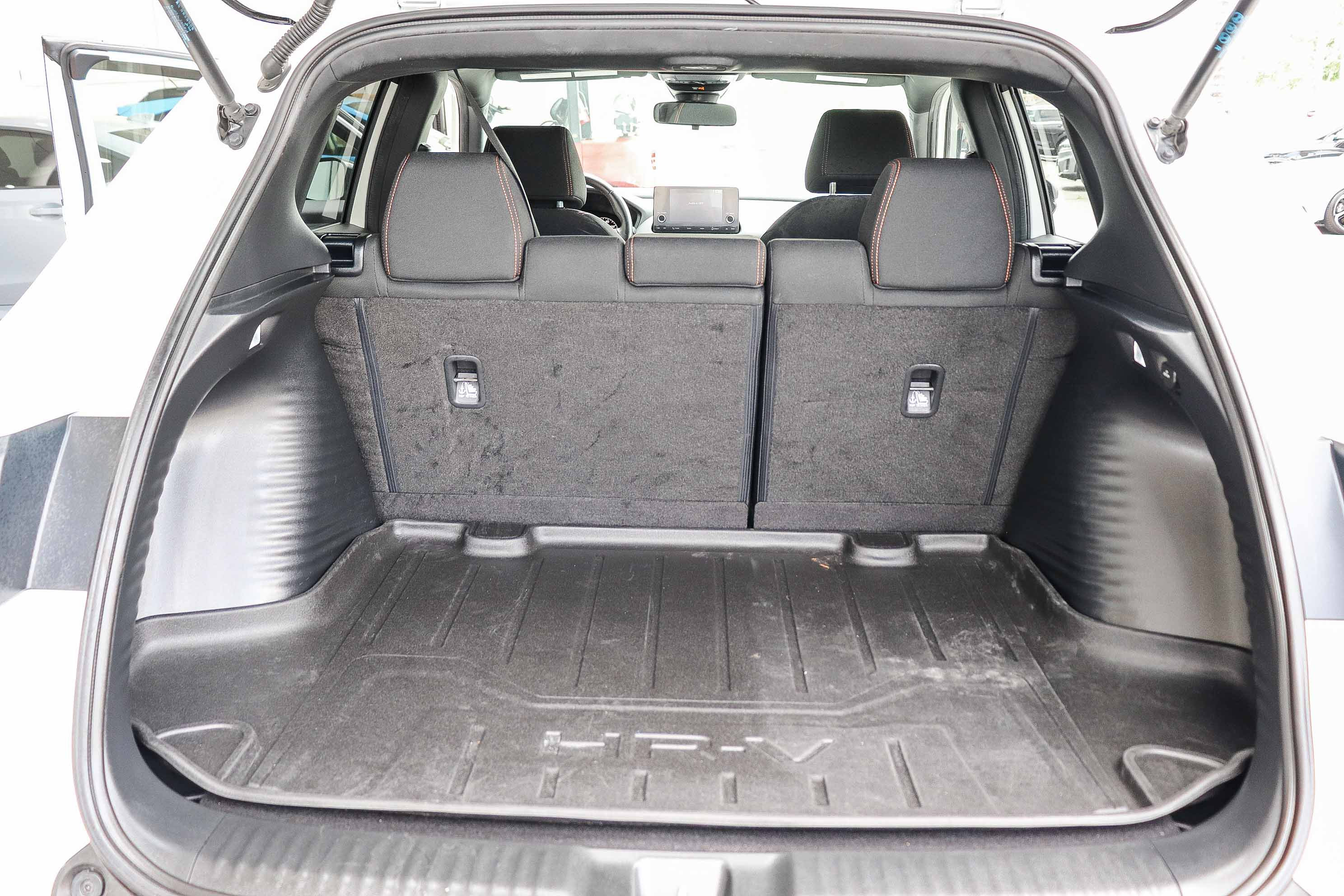 Certified 2024 Honda HR-V Sport image 29
