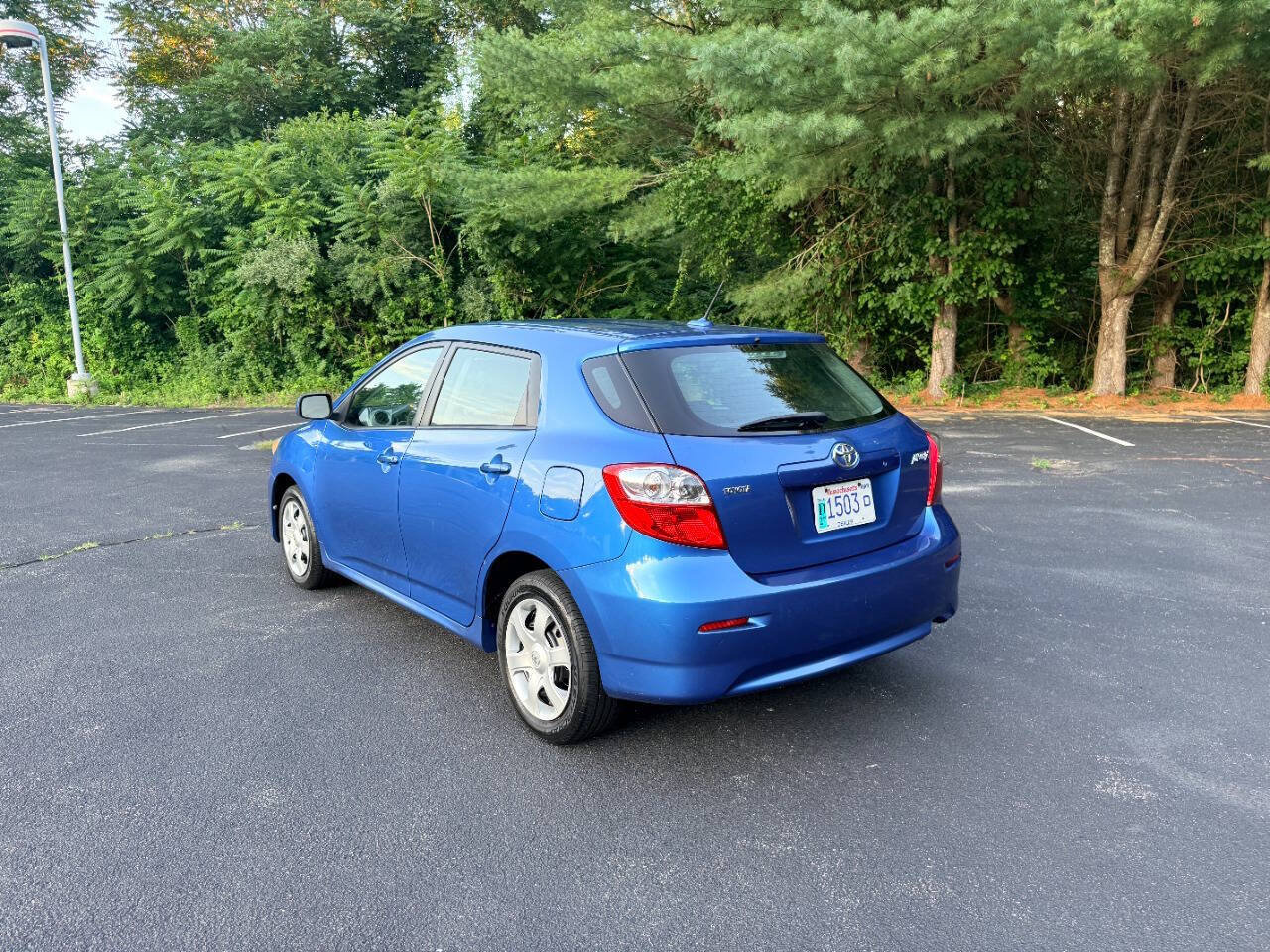 Used 2009 Toyota Matrix FWD image 7