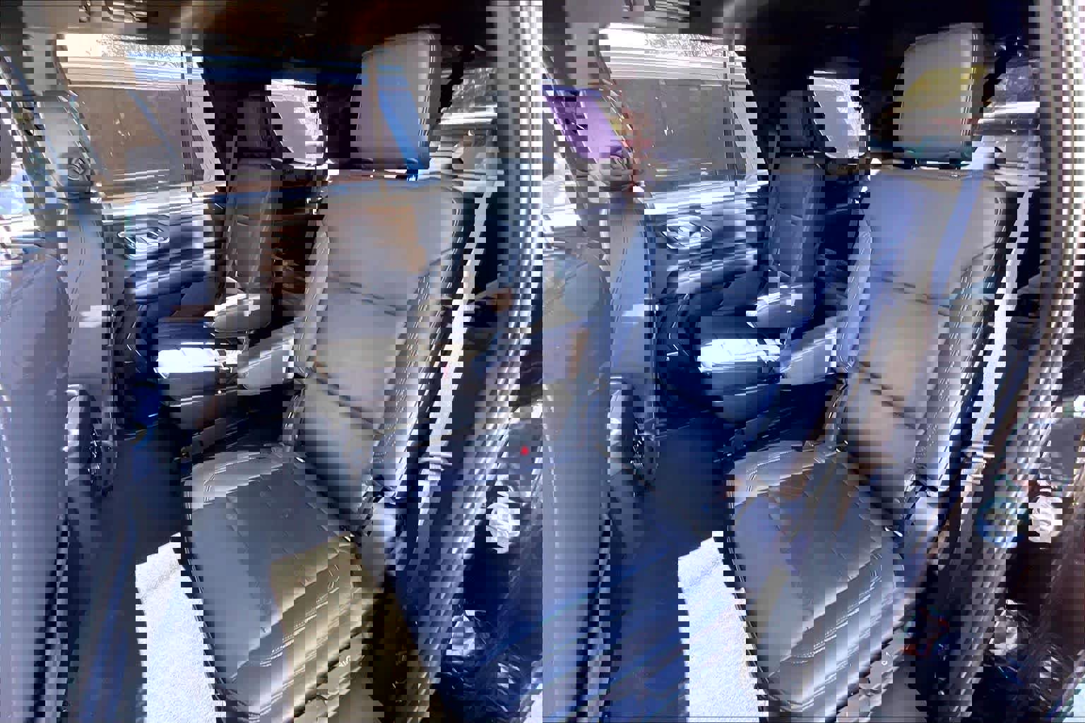 Used 2021 Chevrolet Tahoe Z71 image 25