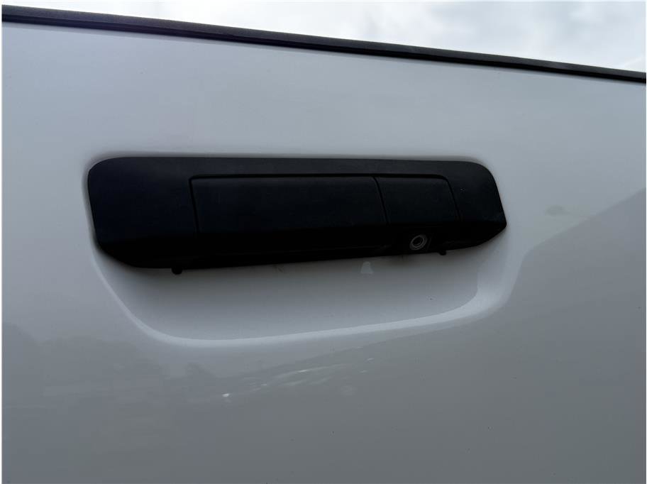 Used 2014 Toyota Tacoma 4x4 Access Cab w/ SR5 Package image 26