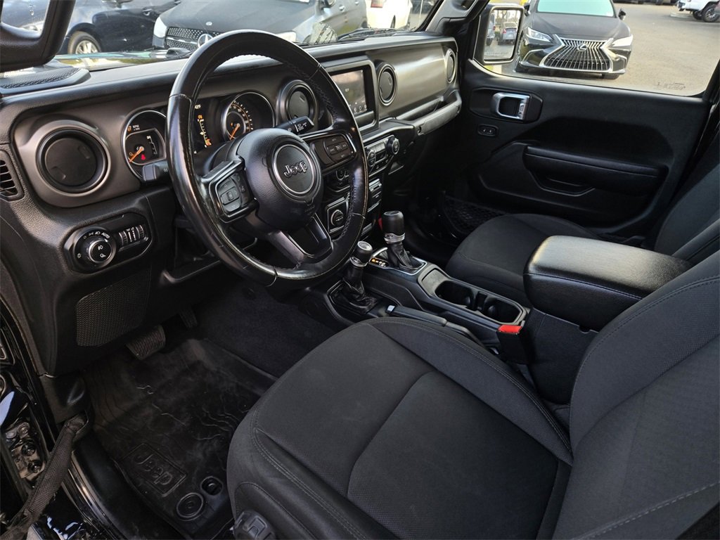 Used 2022 Jeep Gladiator Sport image 10