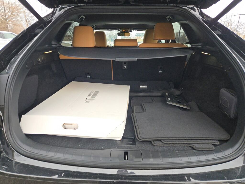 Used 2023 Lexus RX 350 Premium w/ Accessory Package (Z1) image 17