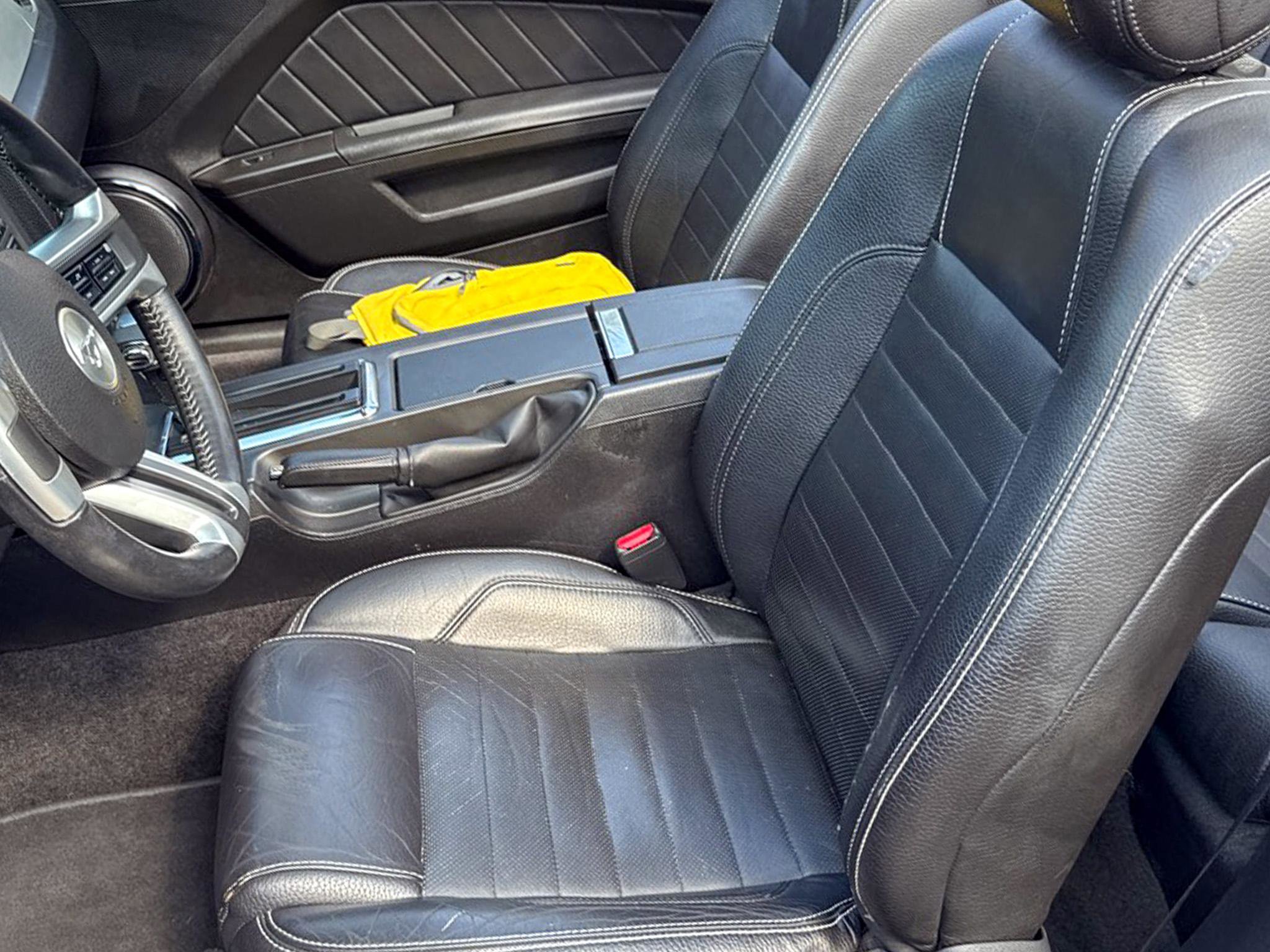 Used 2012 Ford Mustang Premium image 19