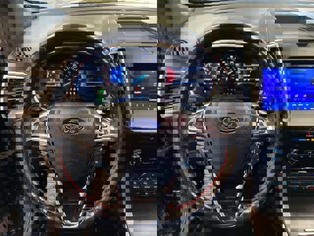 Certified 2020 Ford Edge ST-Line image 18