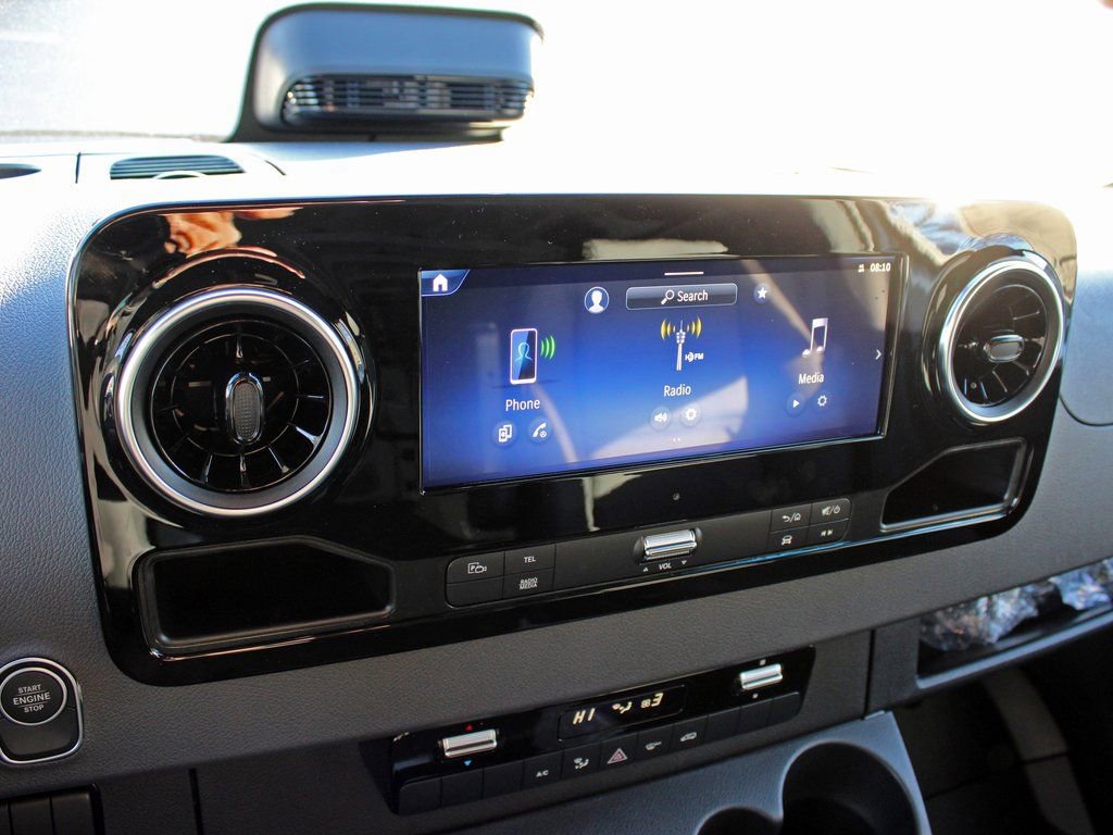 Used 2026 Mercedes-Benz Sprinter 144 Cargo image 16