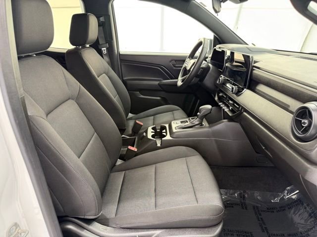 Used 2024 Chevrolet Colorado W/T image 19