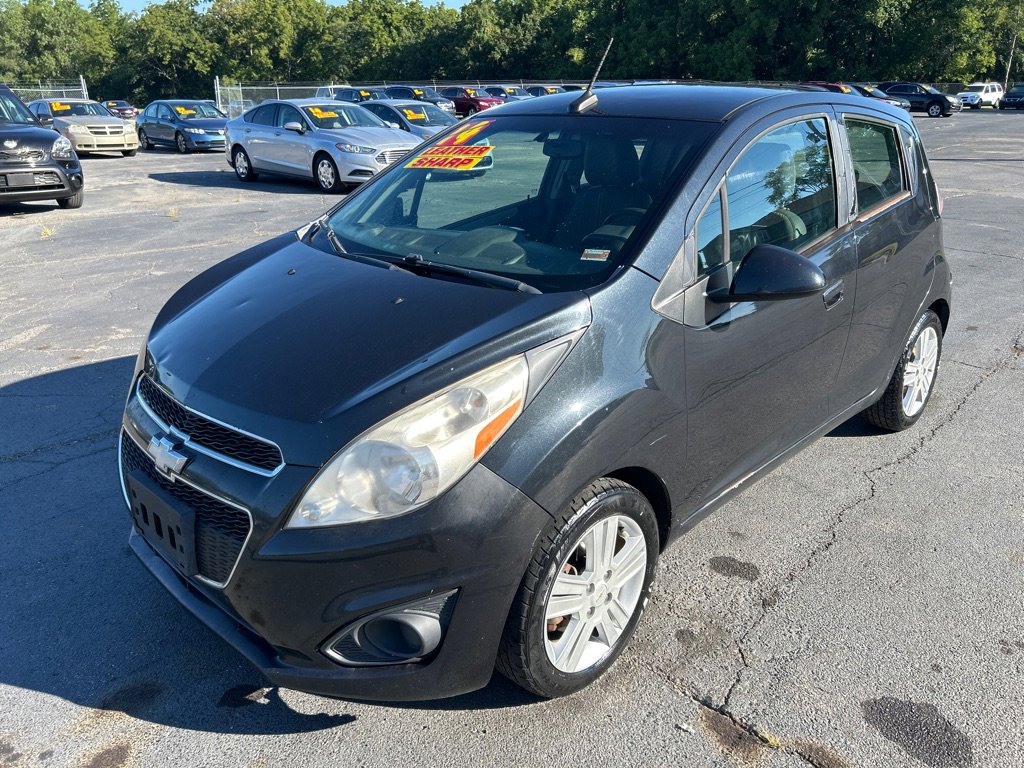 Used 2014 Chevrolet Spark LS image 2