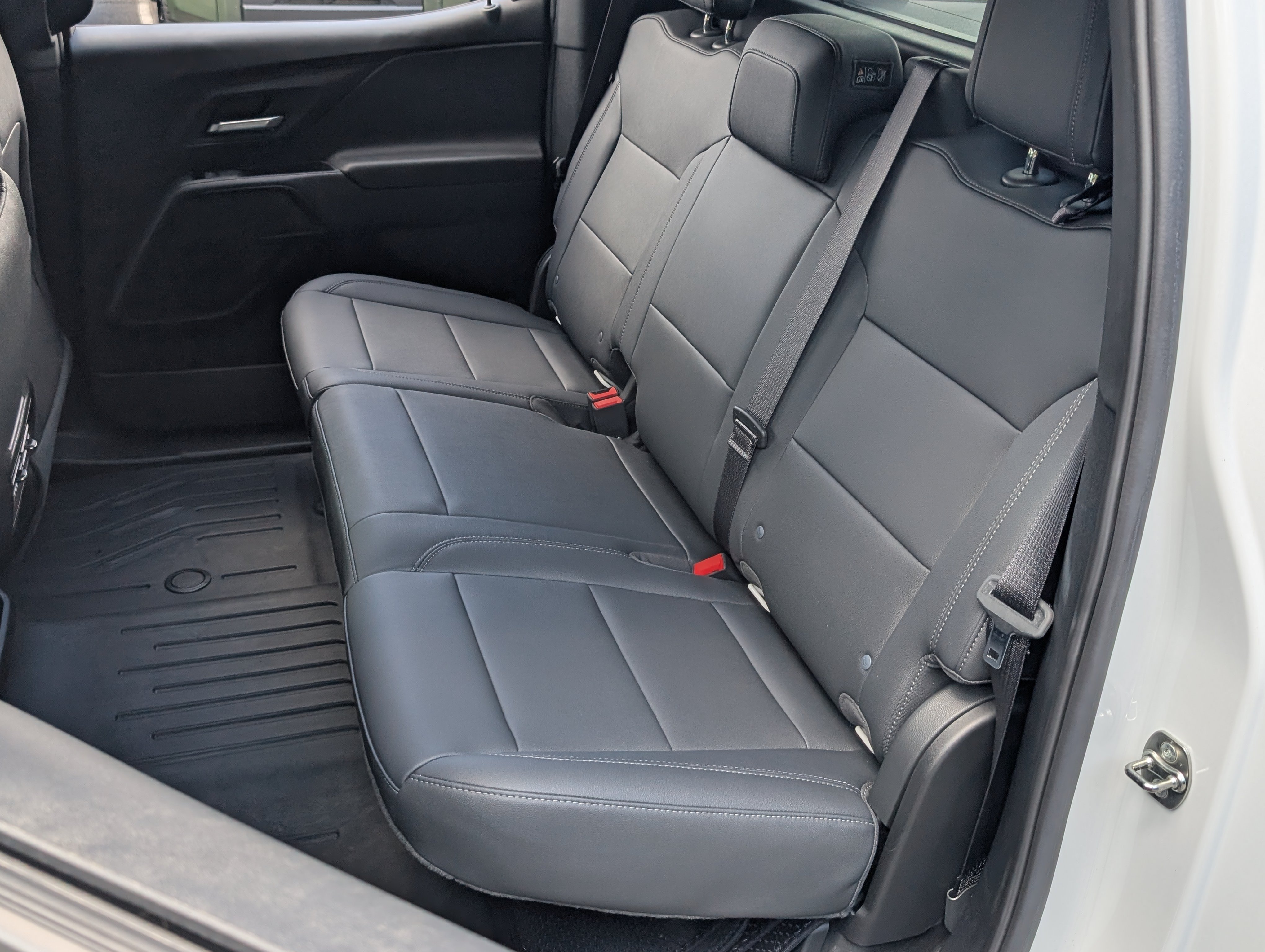 Used 2024 Chevrolet Silverado EV W/T AWD/4WD image 17