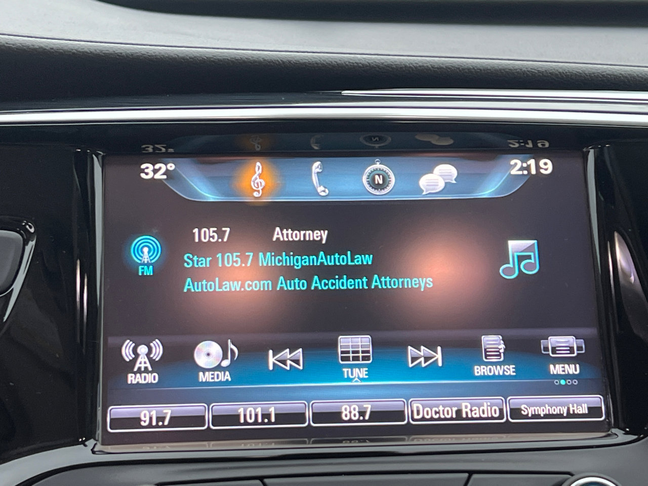 Used 2017 Buick Envision Preferred image 23