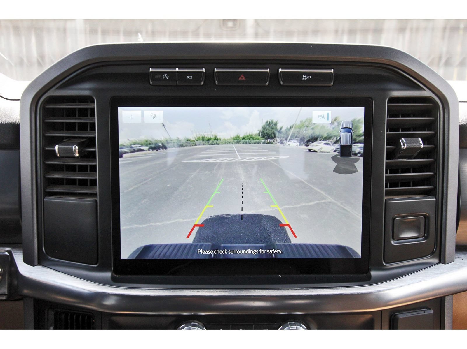 Used 2023 Ford F150 Lariat RWD image 27