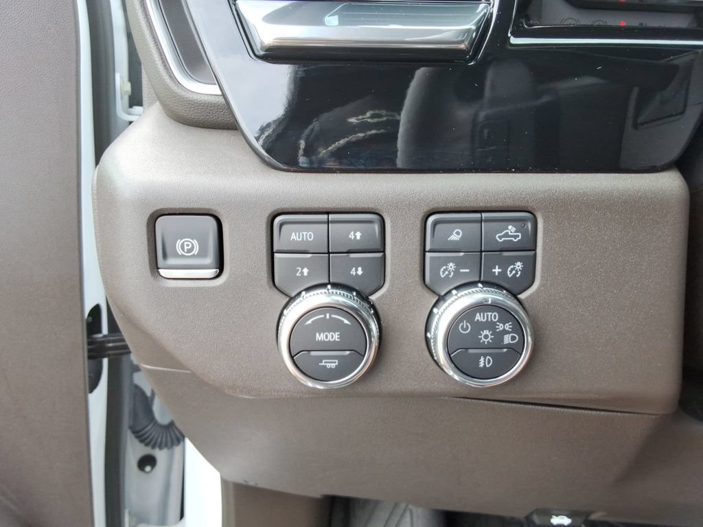Certified 2025 GMC Sierra 1500 SLT w/ SLT Premium Plus Package AWD/4WD image 39