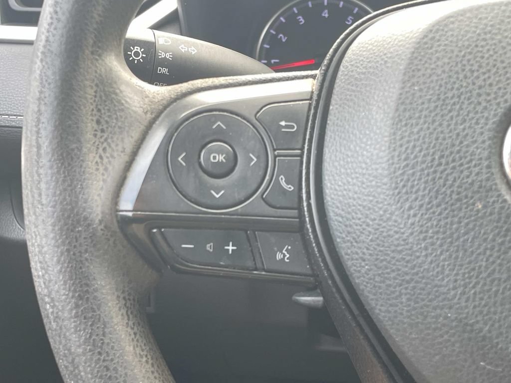 Used 2022 Toyota RAV4 LE FWD image 20