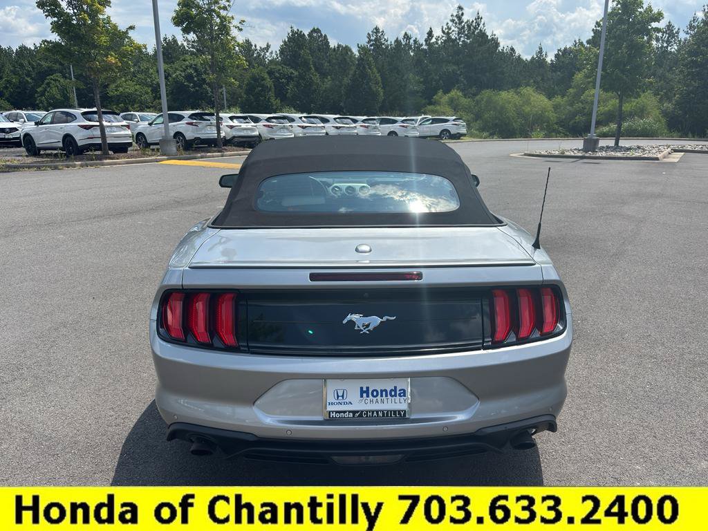 Used 2022 Ford Mustang Premium RWD image 6