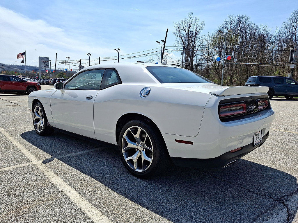 Used 2016 Dodge Challenger SXT Plus RWD image 22