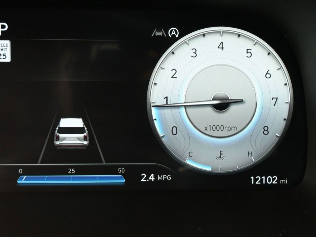 Used 2024 Hyundai Palisade Calligraphy image 16