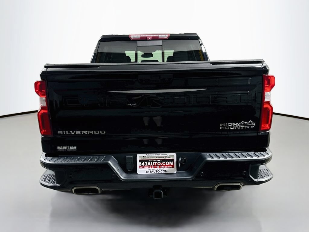 Used 2024 Chevrolet Silverado 1500 High Country AWD/4WD image 6