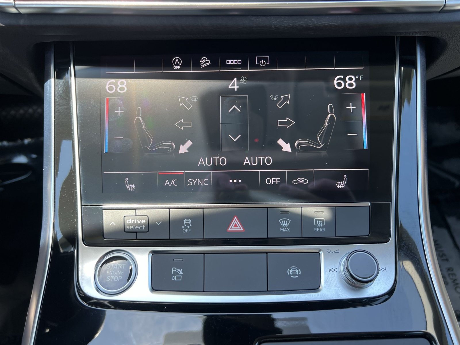 Used 2025 Audi Q8 Premium AWD/4WD image 21