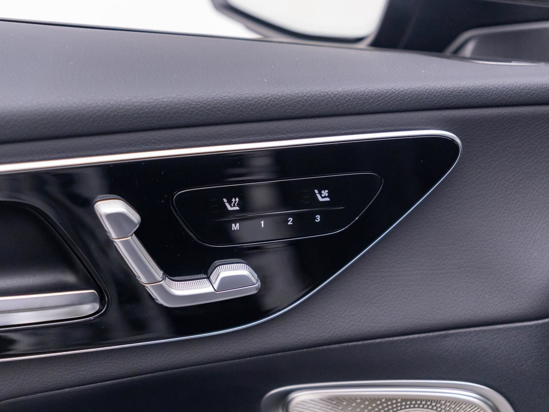 New 2027 Mercedes-Benz GLC 300 4MATIC image 16