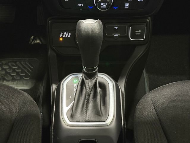 Used 2023 Jeep Renegade Latitude image 13