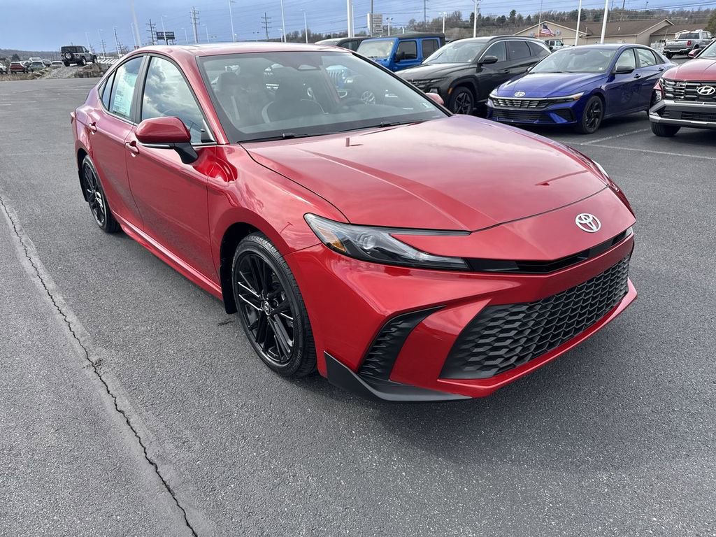 New 2026 Toyota Camry Hybrid FWD image 2