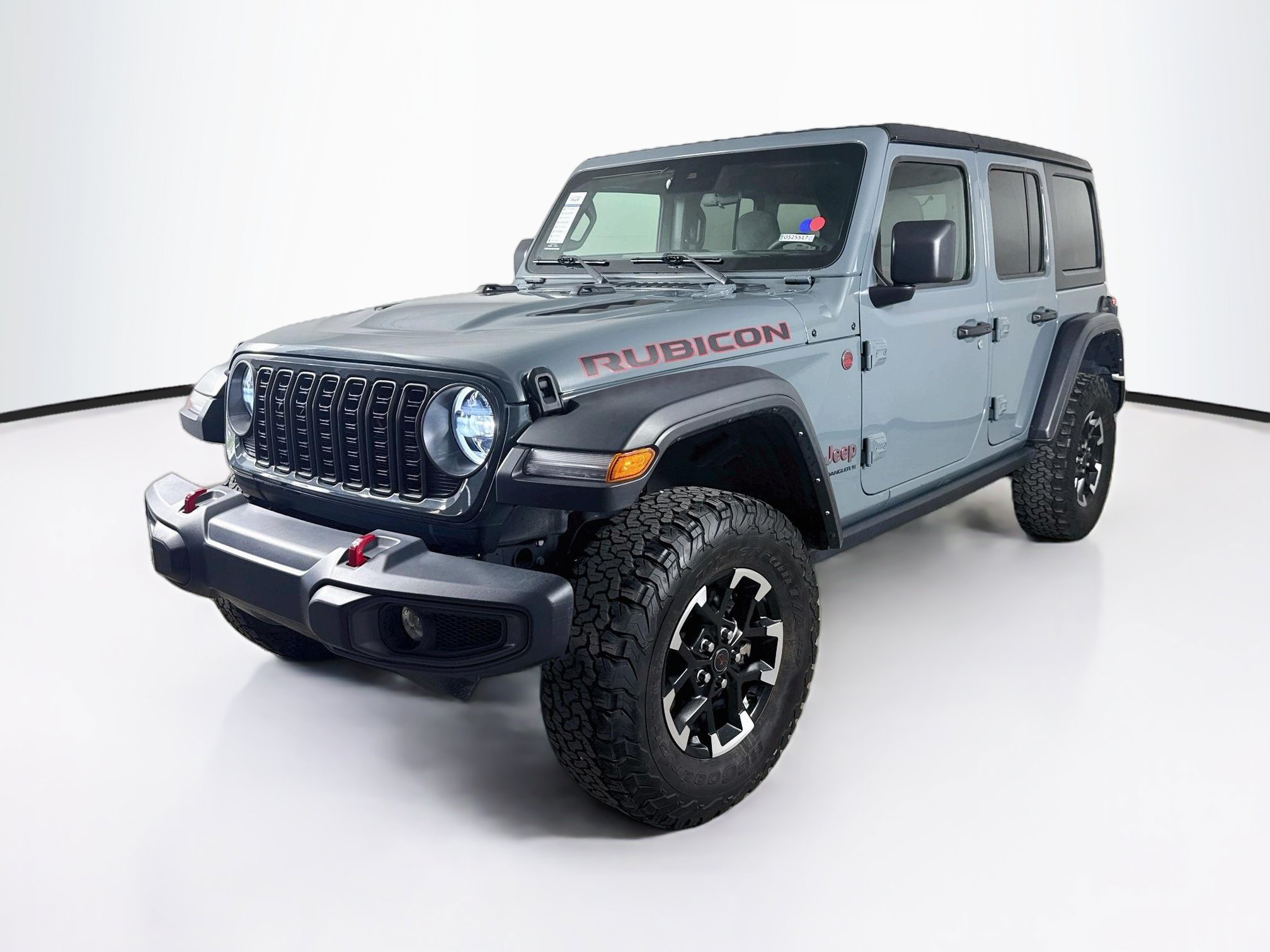 Used 2025 Jeep Wrangler Unlimited Rubicon AWD/4WD image 4